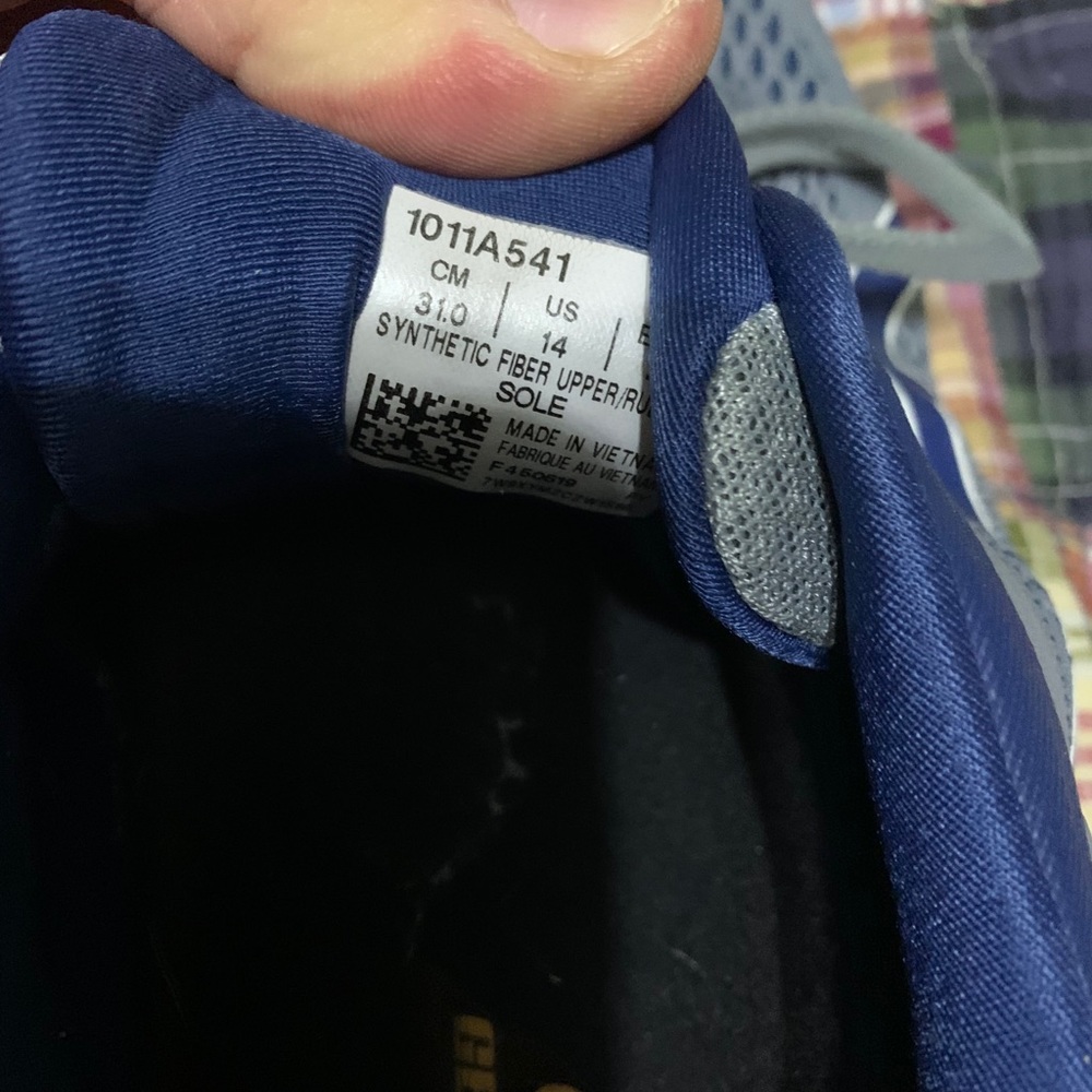 Men’s ASICS Shoes - Picture 4 of 5